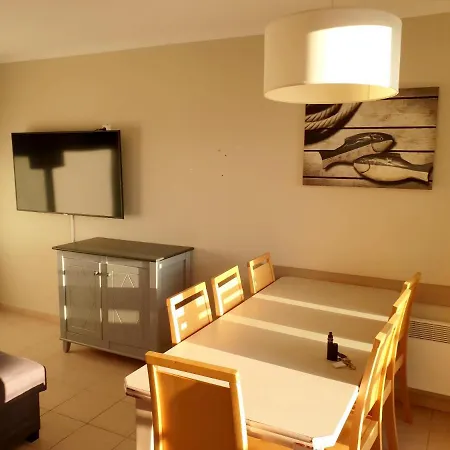 With 2 Bedrooms In With Wonderful Sea View Shared Pool Furnished Terrace 100 M From The Beach شقة آجد
